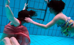 Liza and Alla underwater experience