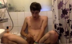 Twink in bathtub