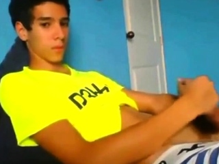 Latino Twink Shows Off When Jerking