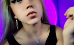 blonde teen pregnant girl has her pussy masturbated