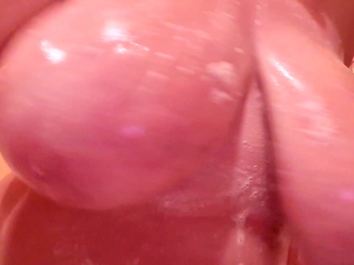 This large amateur cam girl has some very big boobs