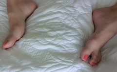 Amateur porn Gives Us Some Foot Fetish Aurora