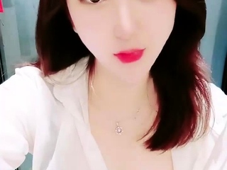 Japanese teen uses toys to pleasure pussy