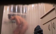 Naked stepmom, wonderful round ass (voyeur)