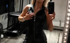 Amateur blonde fucking in stockings on video