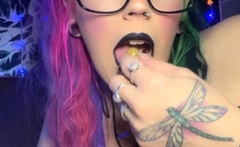 Hot amateur webcam teen masturbates for their fans